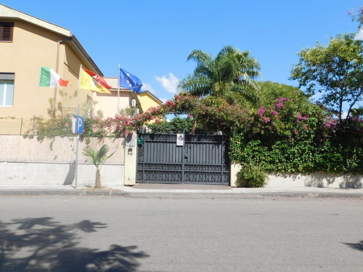 Villa Delle Vacanze Fiumefreddo di Sicilia Exterior photo