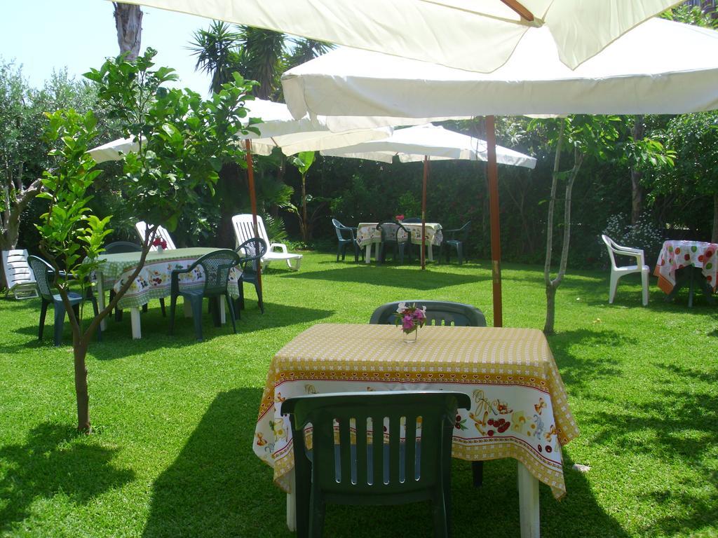 Villa Delle Vacanze Fiumefreddo di Sicilia Exterior photo