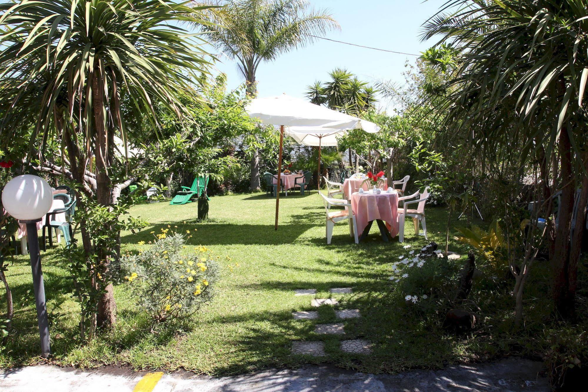 Villa Delle Vacanze Fiumefreddo di Sicilia Exterior photo